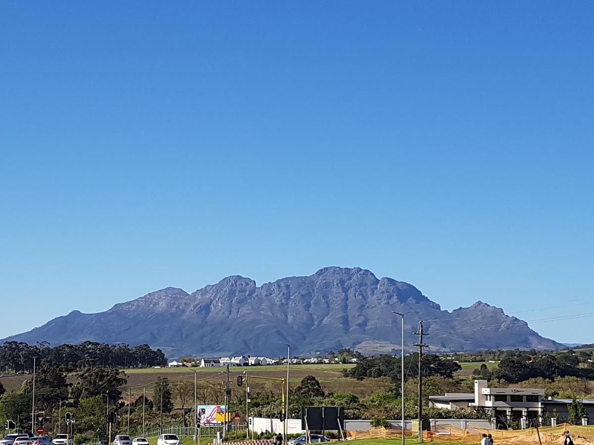 Besigheim Acomodação com café da manhã Stellenbosch Exterior foto